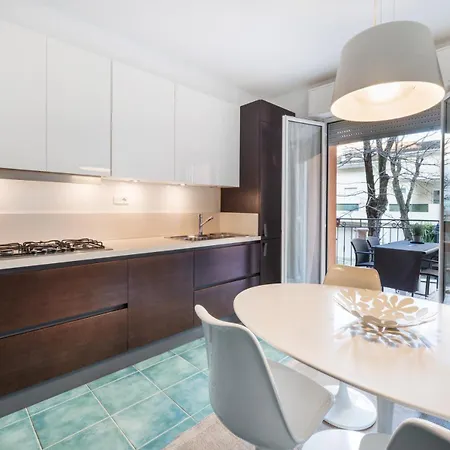 Master - Riviera Collection